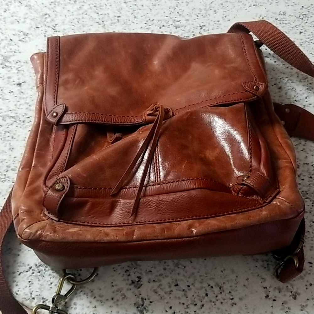 The Sak Leather Purse